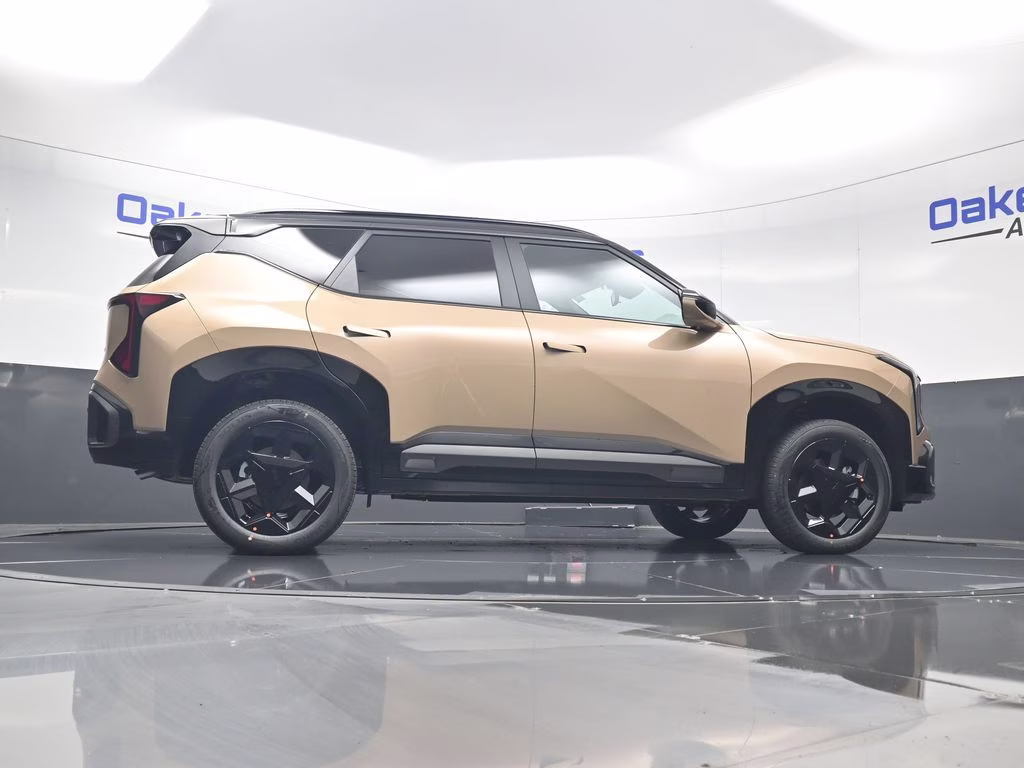 2027 Terrain Brown Kia Seltos X-Line S AWD SUV