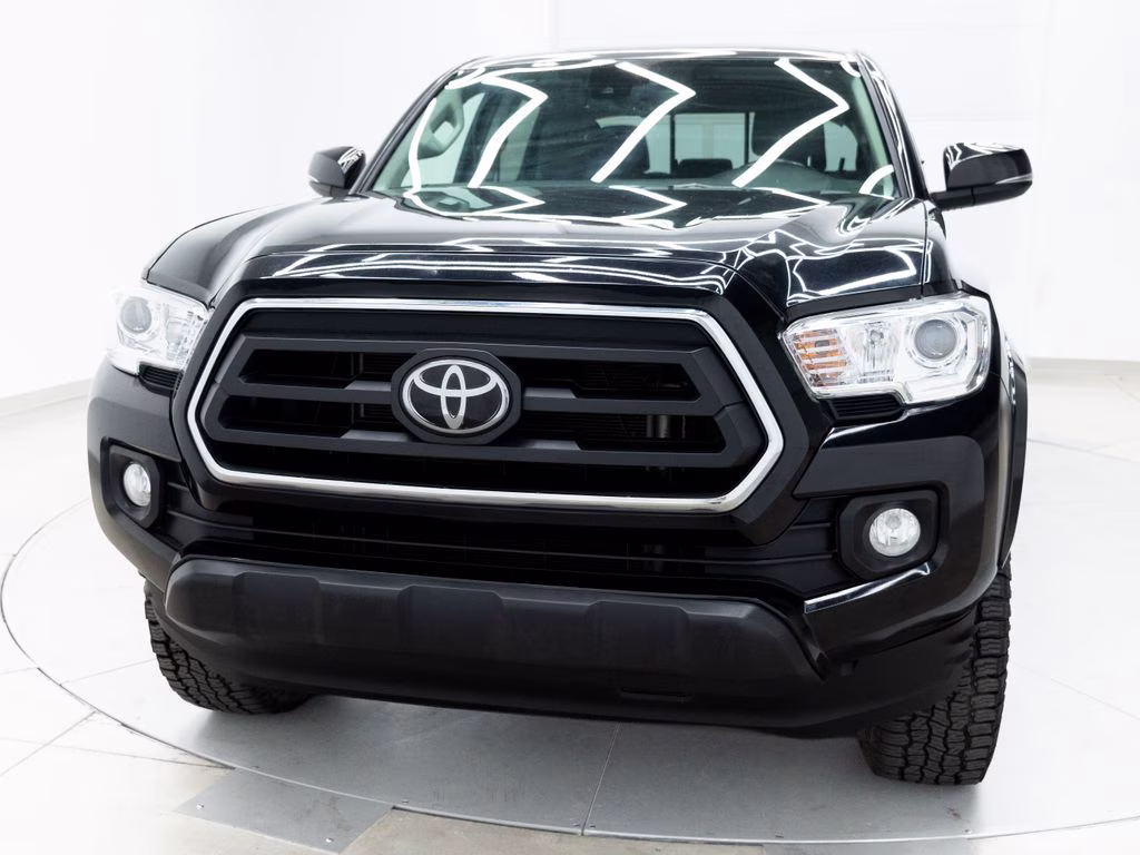 2022 Midnight Black Metallic Toyota Tacoma SR5 4X4 Truck