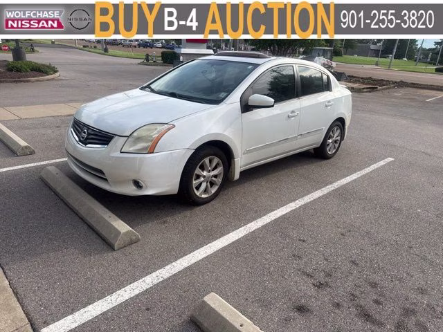 2011 Nissan Sentra's photo