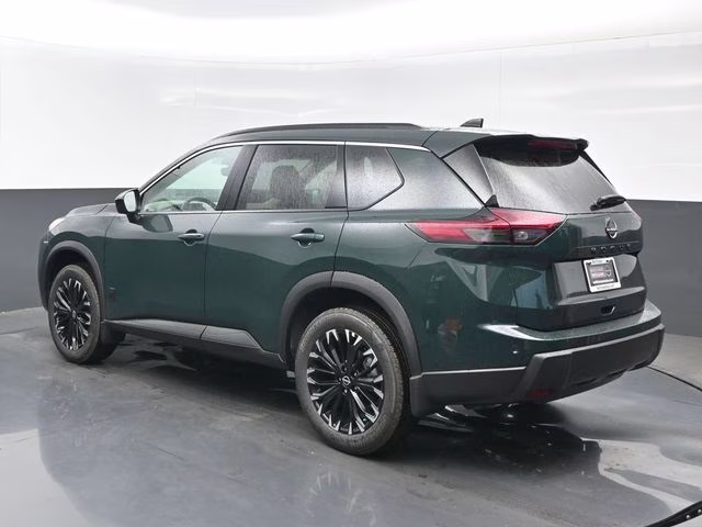 2026 Obsidian Green Nissan Rogue Dark Armor FWD SUV