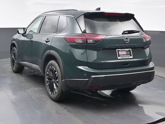2026 Obsidian Green Nissan Rogue Dark Armor FWD SUV