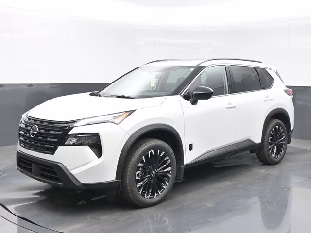 2026 Everest White Pearl Tricoat Nissan Rogue Dark Armor FWD SUV