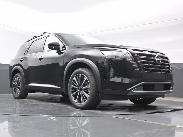 2026 Super Black Nissan Pathfinder Platinum 4X4 SUV