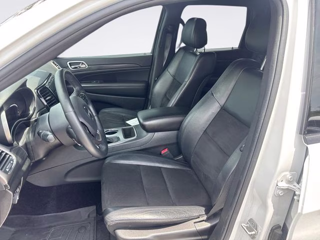 2019 Bright White Clearcoat Jeep Grand Cherokee Altitude 4X4 SUV
