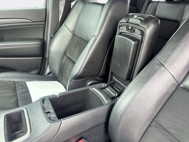 2019 Bright White Clearcoat Jeep Grand Cherokee Altitude 4X4 SUV