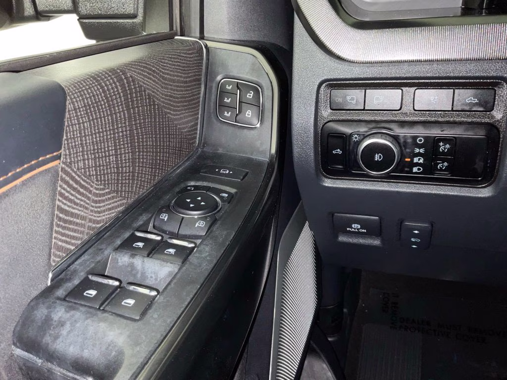 2024 Black Metallic Ford Super Duty F-450 DRW Platinum 4X4 Truck