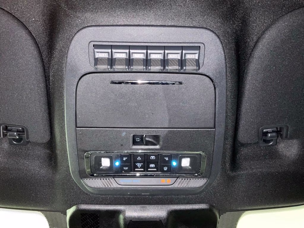 2024 Black Metallic Ford Super Duty F-450 DRW Platinum 4X4 Truck