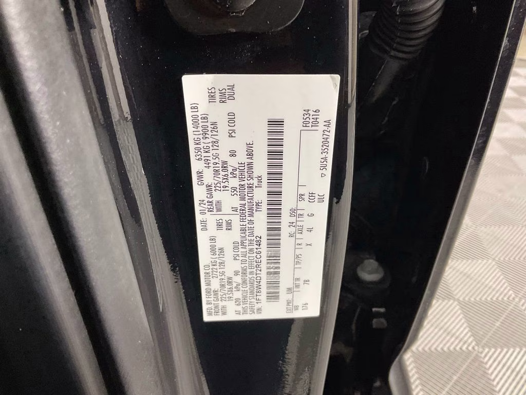 2024 Black Metallic Ford Super Duty F-450 DRW Platinum 4X4 Truck