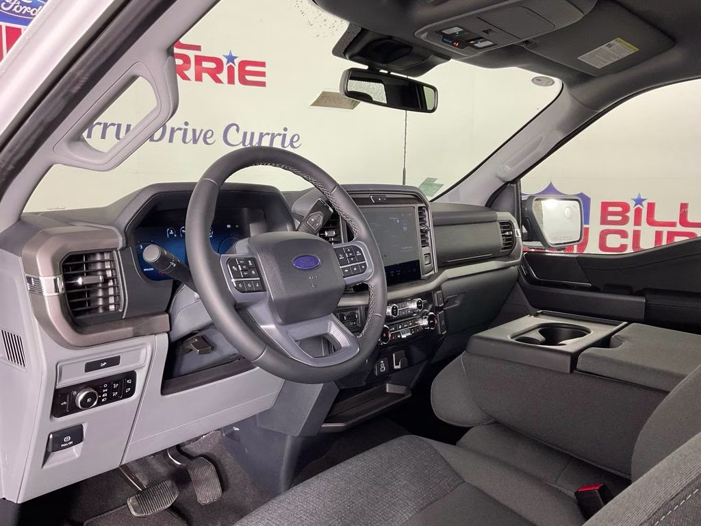 2026 Oxford White Ford F-150 XLT 4X4 Truck
