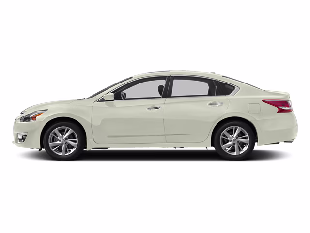 2014 White Nissan Altima 2.5 SV FWD Sedan