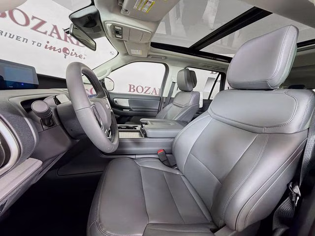 2027 Agate Black Metallic Ford Expedition Max Active RWD SUV