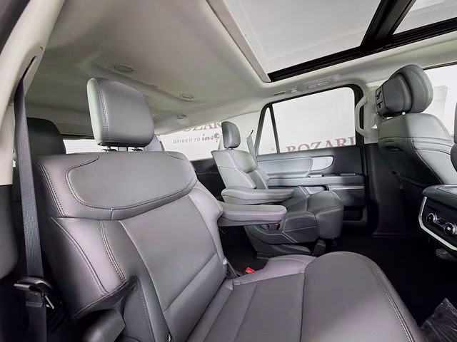 2027 Agate Black Metallic Ford Expedition Max Active RWD SUV