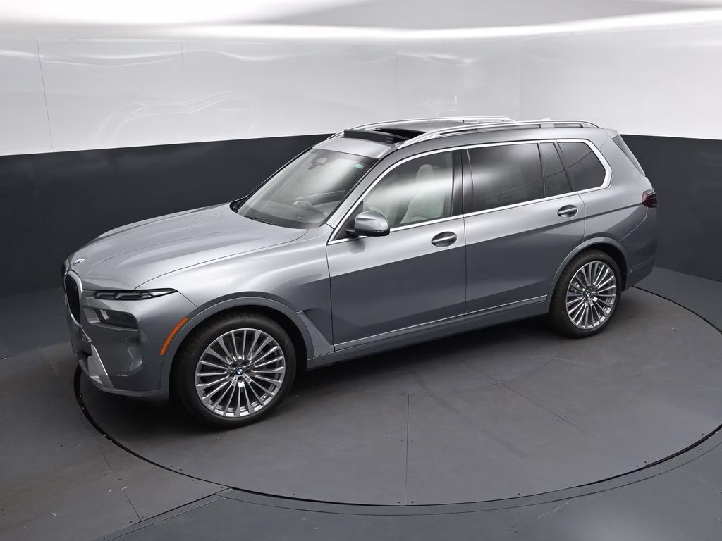 2027 Skyscraper Grey Metallic BMW X7 xDrive40i AWD SUV
