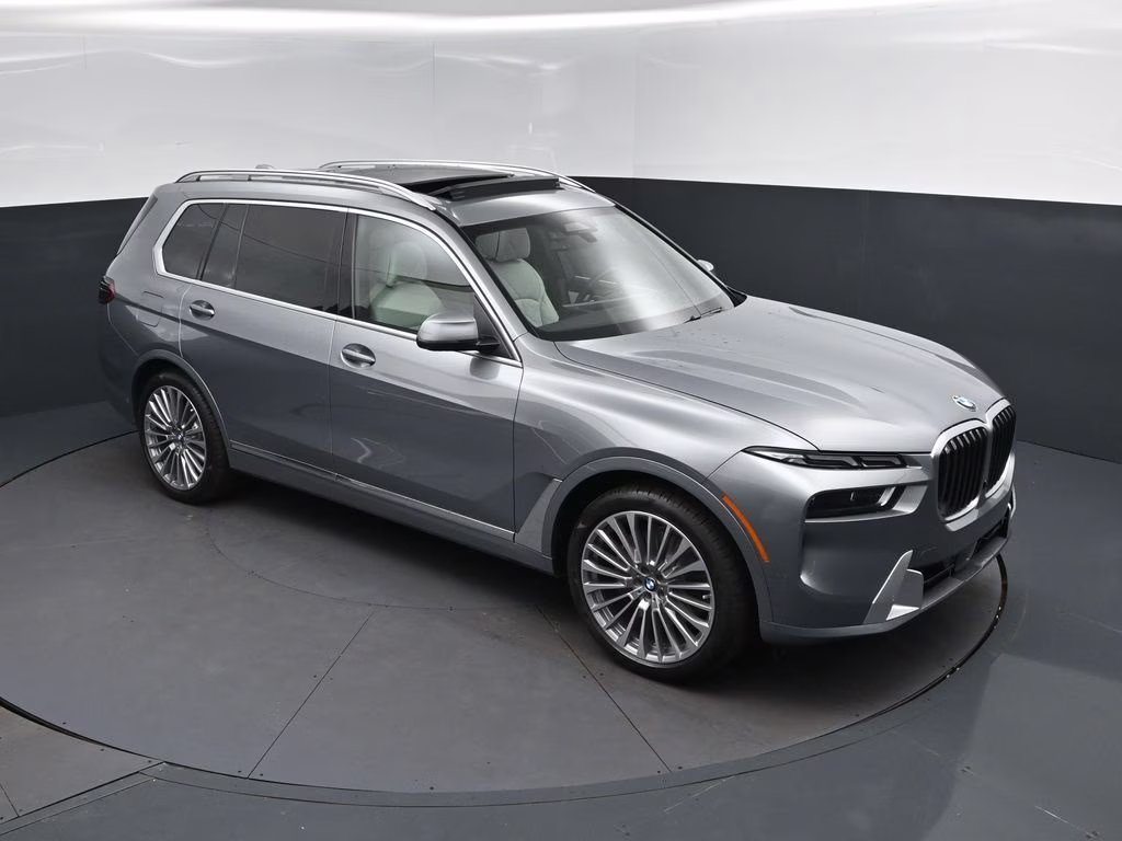 2027 Skyscraper Grey Metallic BMW X7 xDrive40i AWD SUV