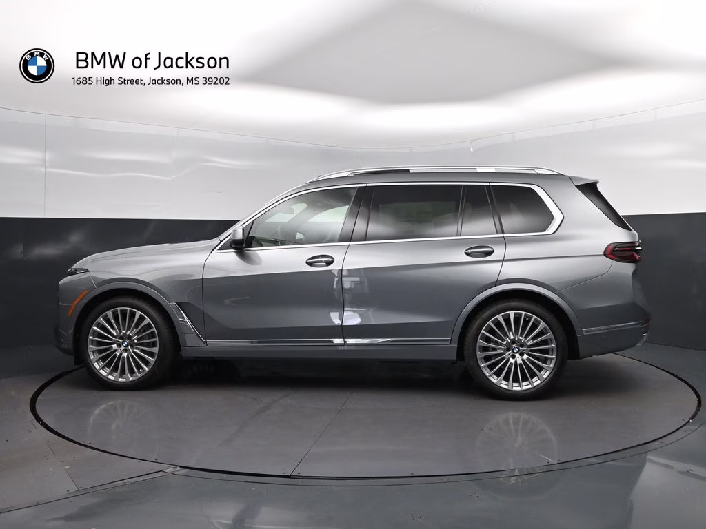 2027 Skyscraper Grey Metallic BMW X7 xDrive40i AWD SUV