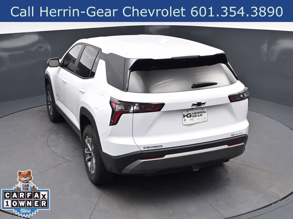 2025 Summit White Chevrolet Equinox LT FWD SUV