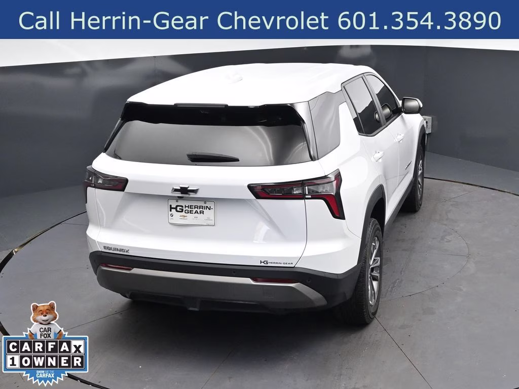2025 Summit White Chevrolet Equinox LT FWD SUV