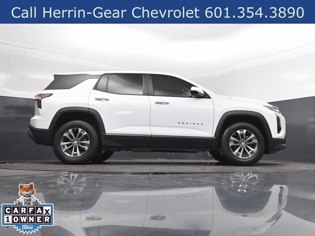 2025 Summit White Chevrolet Equinox LT FWD SUV