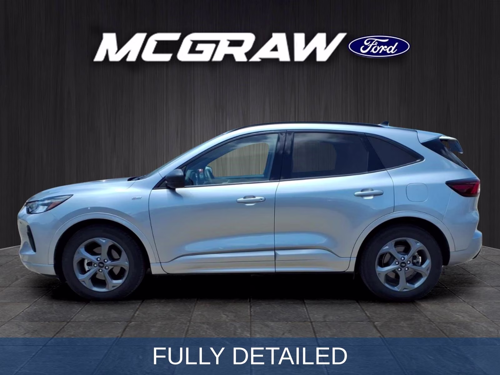 2024 Silver Metallic Ford Escape ST-Line FWD SUV