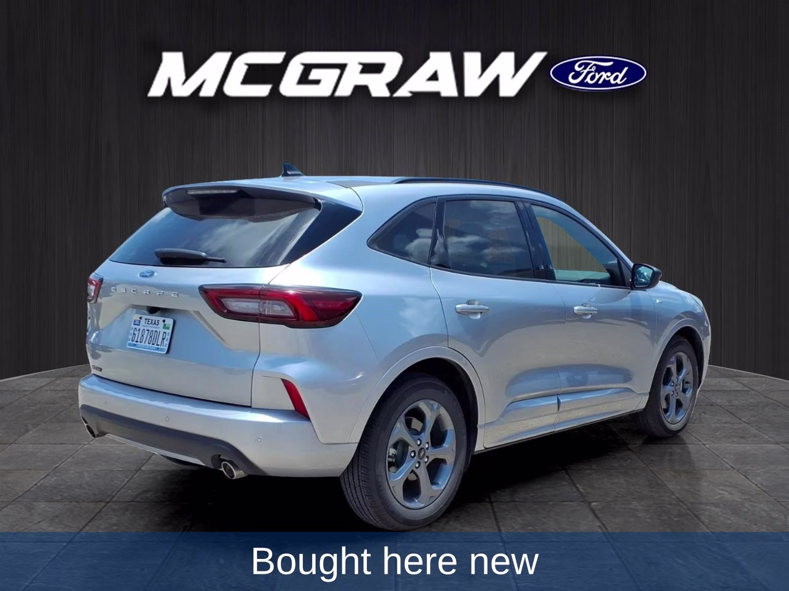 2024 Silver Metallic Ford Escape ST-Line FWD SUV