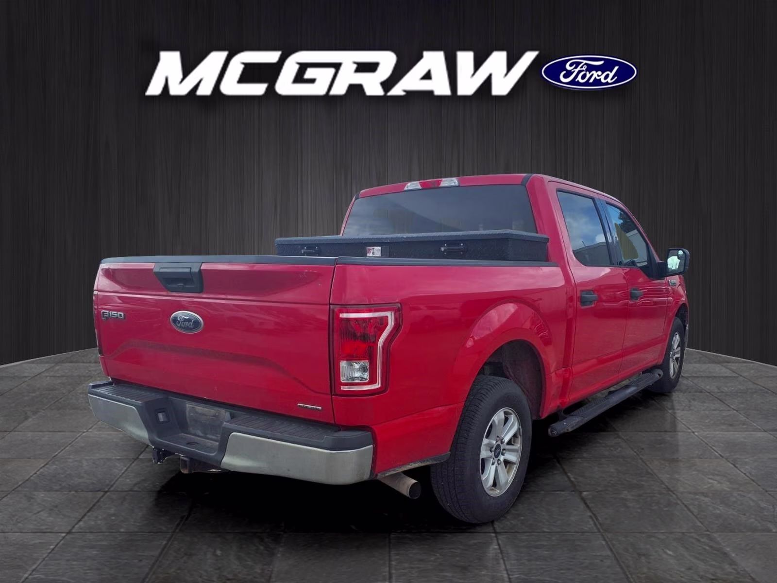 2016 Race Red Ford F-150 XLT RWD Truck