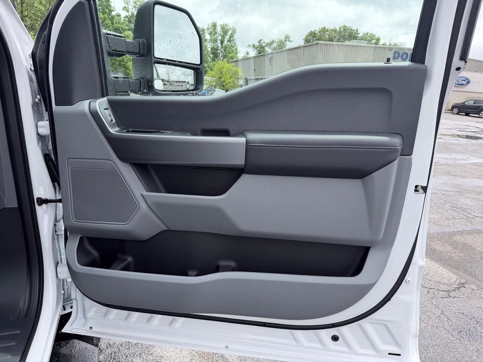 2026 Oxford White Ford Super Duty F-350 SRW XL 4X4 Truck