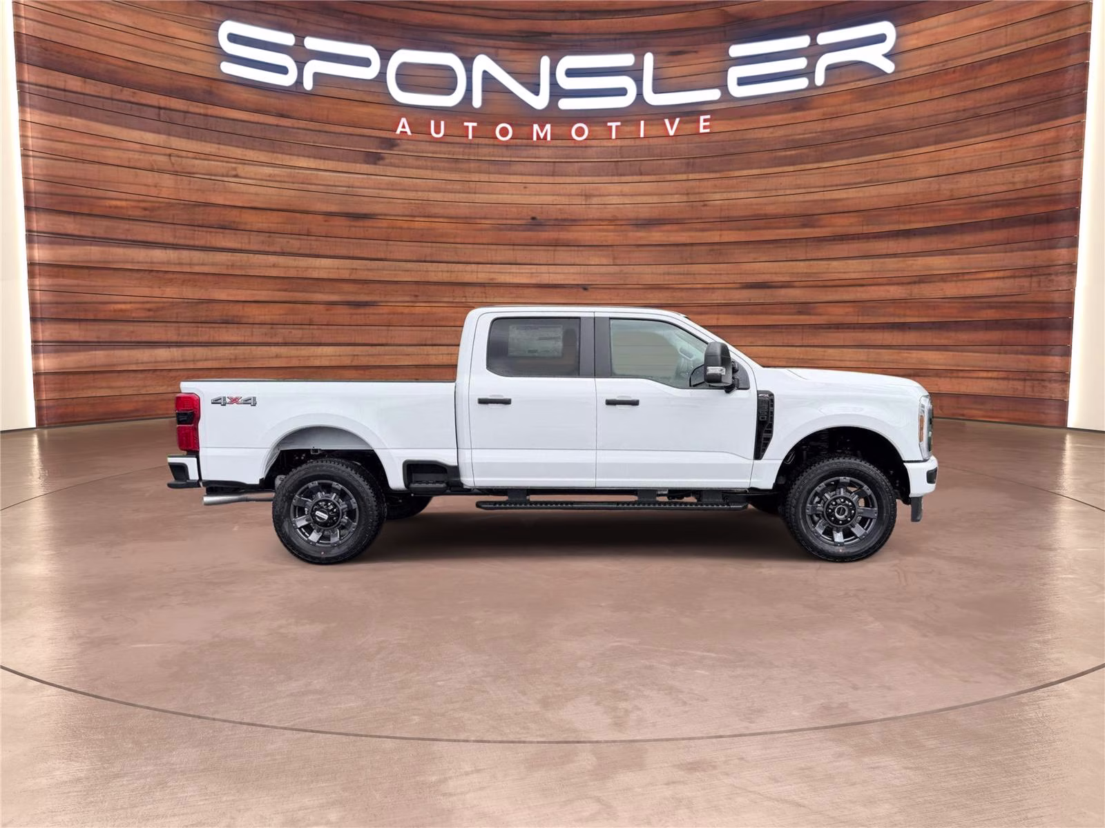 2026 Oxford White Ford Super Duty F-350 SRW XL 4X4 Truck