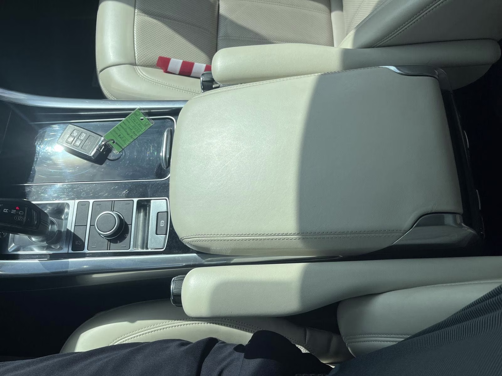 2020 Indus Silver Metallic Land Rover Range Rover Sport HSE AWD SUV