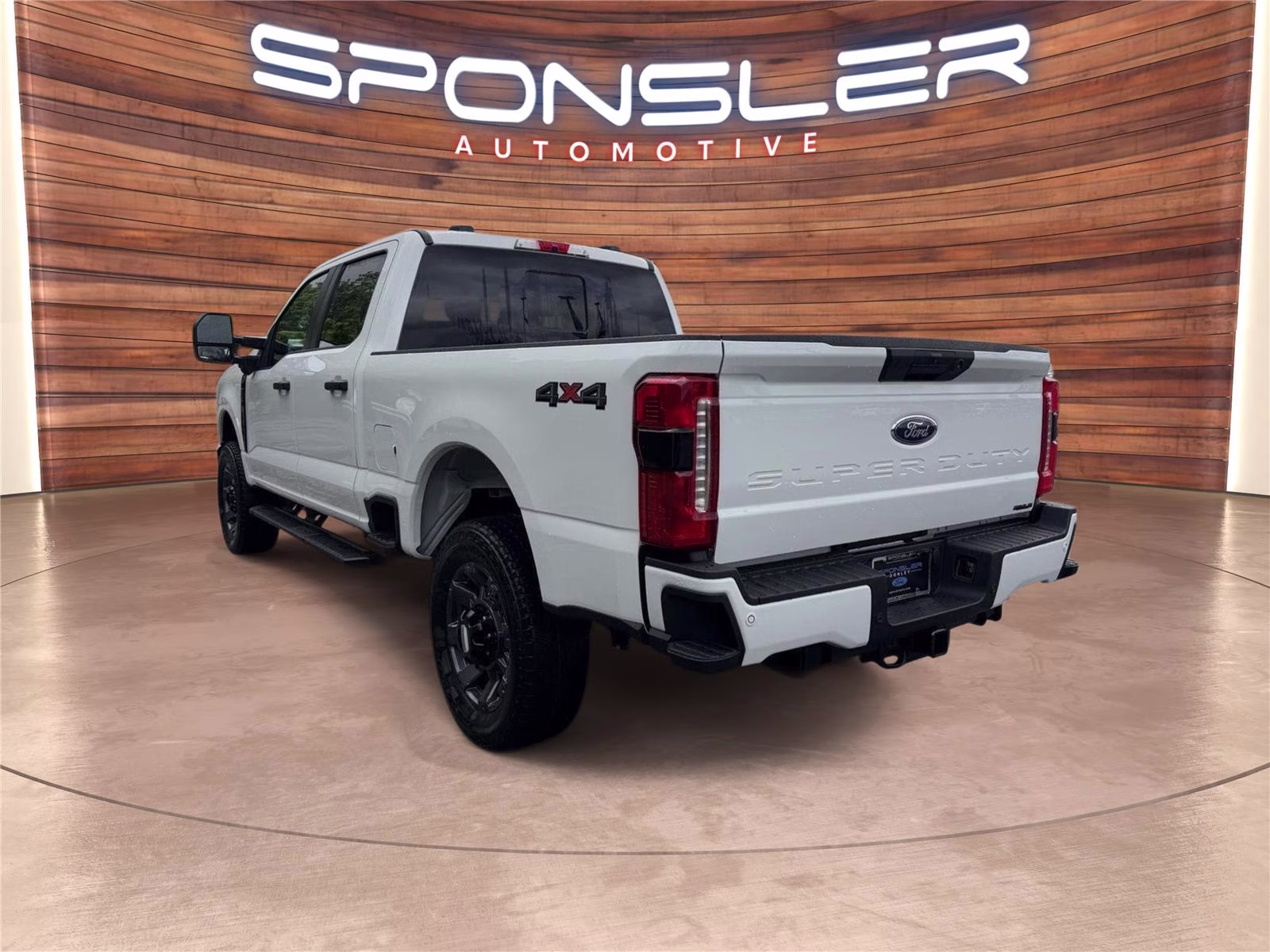 2026 Oxford White Ford Super Duty F-350 SRW XL 4X4 Truck