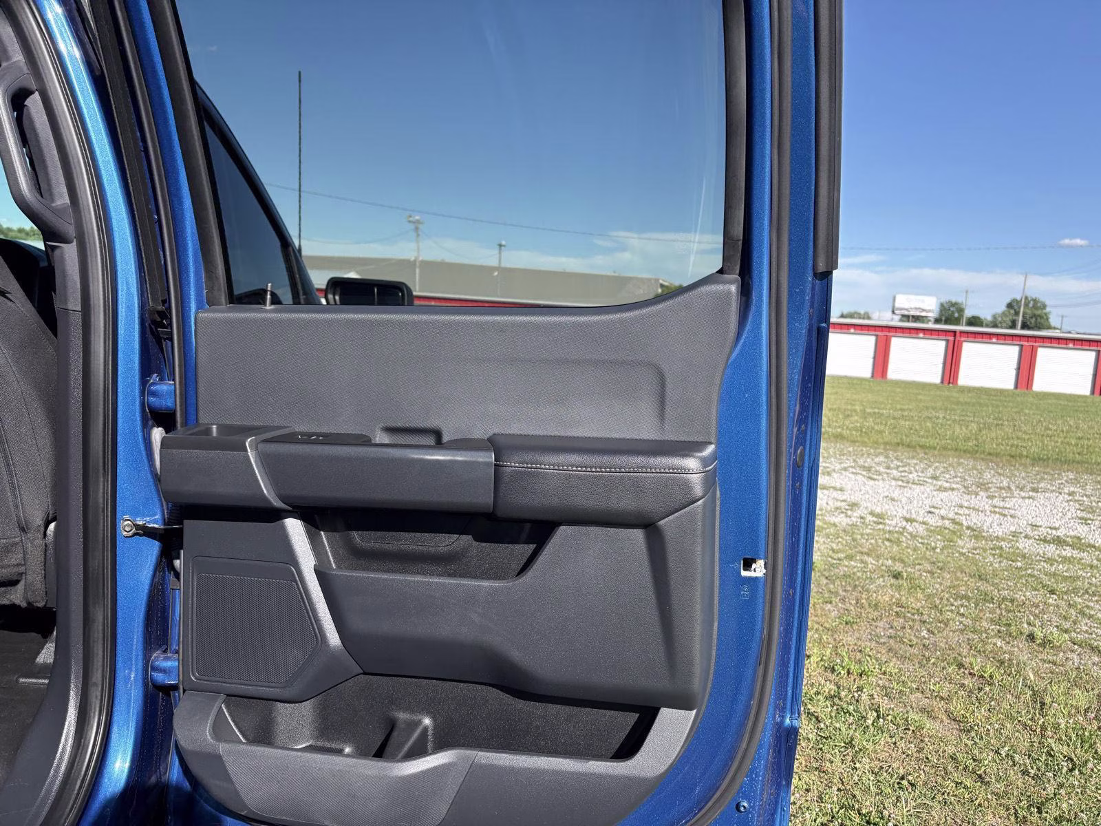 2023 Atlas Blue Ford F-150 XL 4X4 Truck