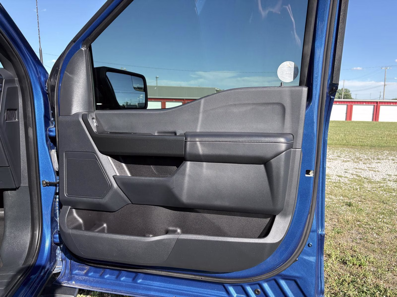 2023 Atlas Blue Ford F-150 XL 4X4 Truck