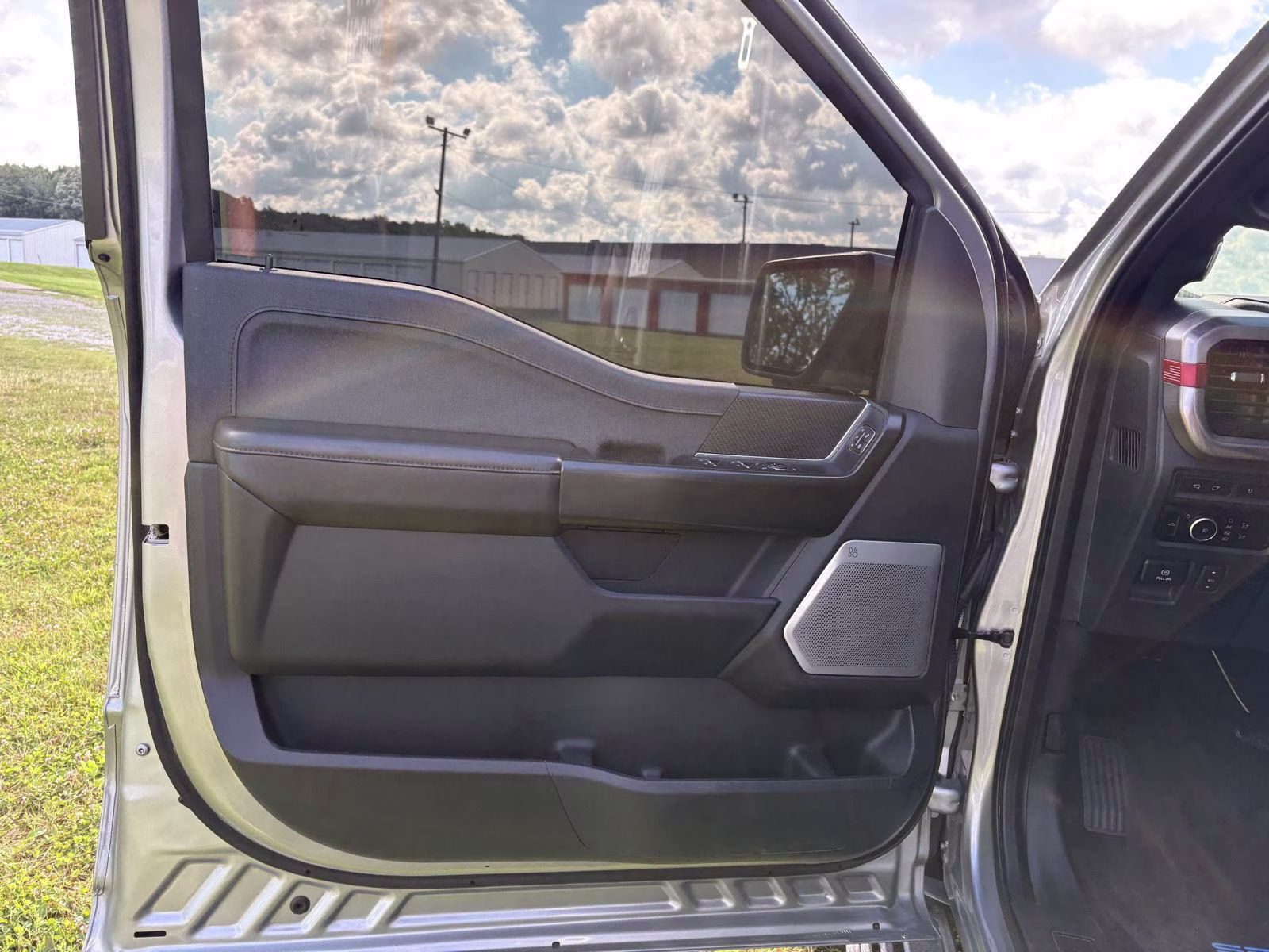 2023 Iconic Silver Ford F-150 Raptor 4X4 Truck