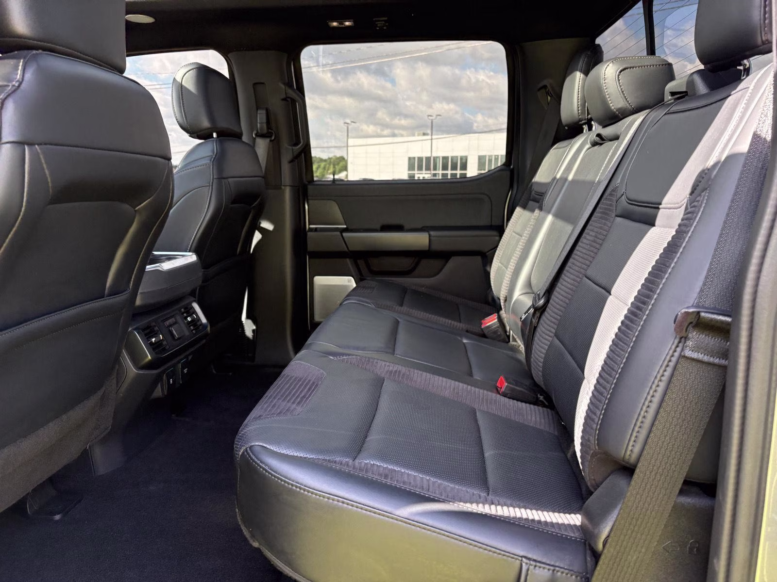 2023 Iconic Silver Ford F-150 Raptor 4X4 Truck