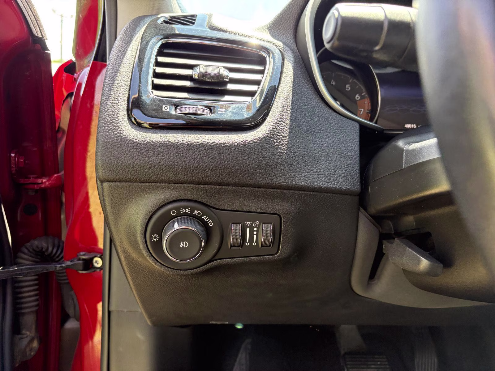2019 Redline Pearlcoat Jeep Compass Limited 4X4 SUV