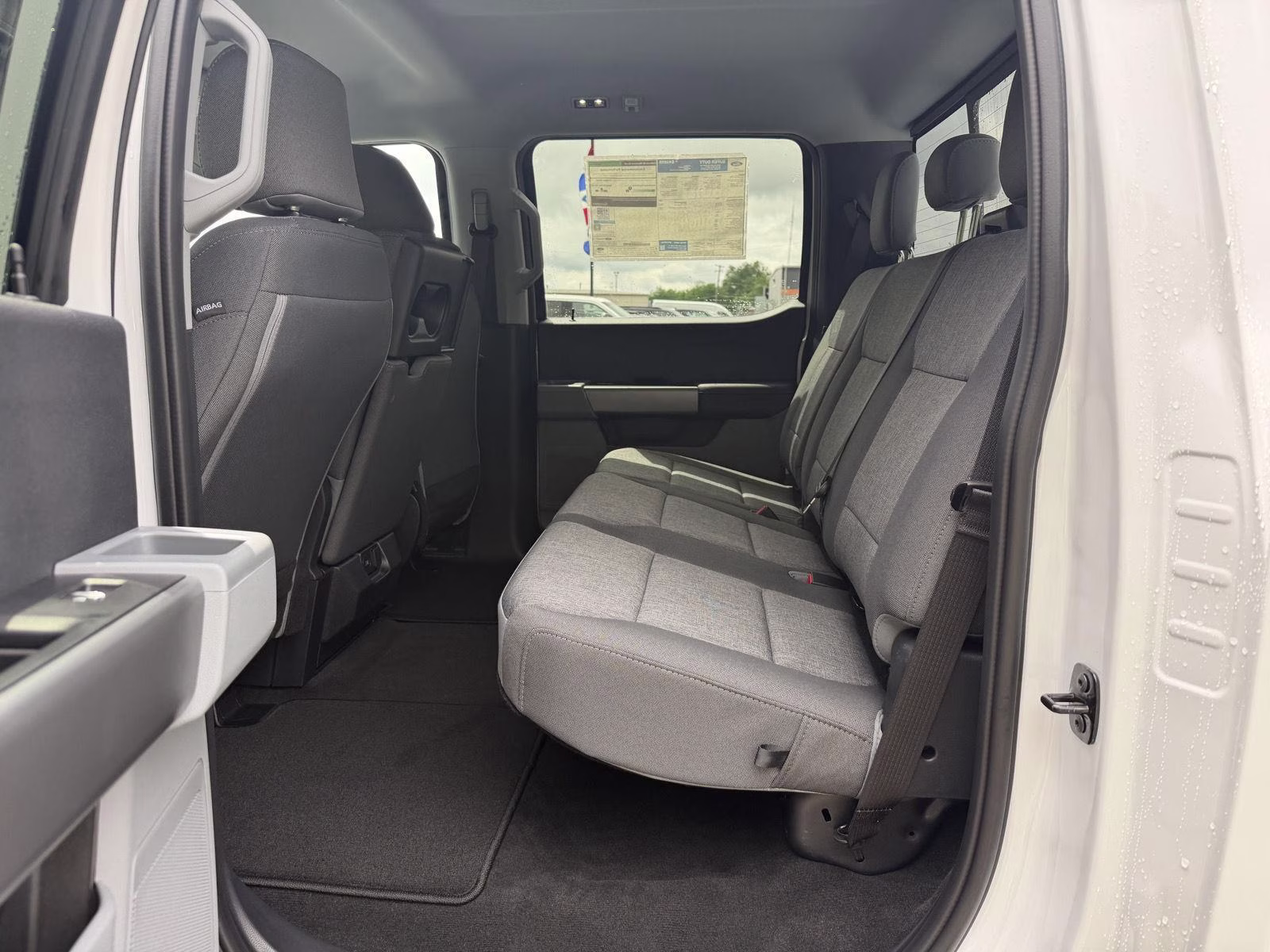 2026 Oxford White Ford Super Duty F-350 SRW XL 4X4 Truck