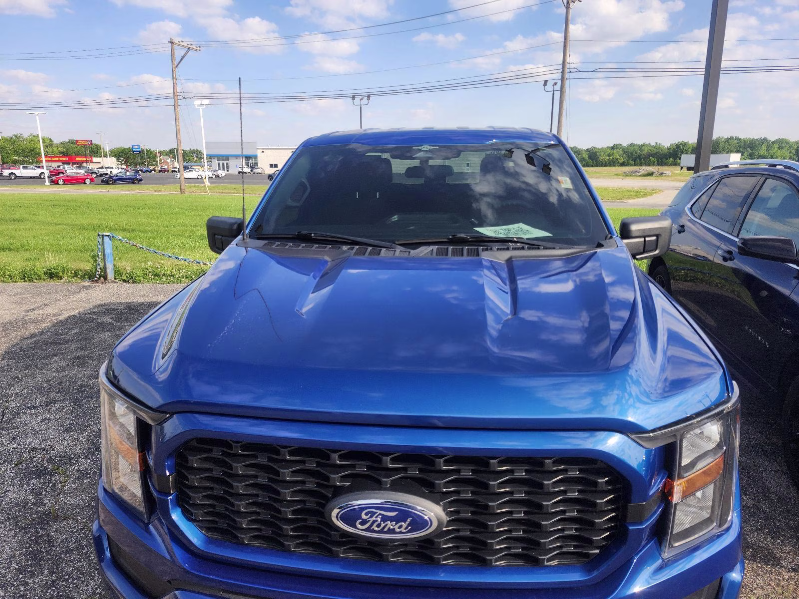 2023 Atlas Blue Ford F-150 XL 4X4 Truck