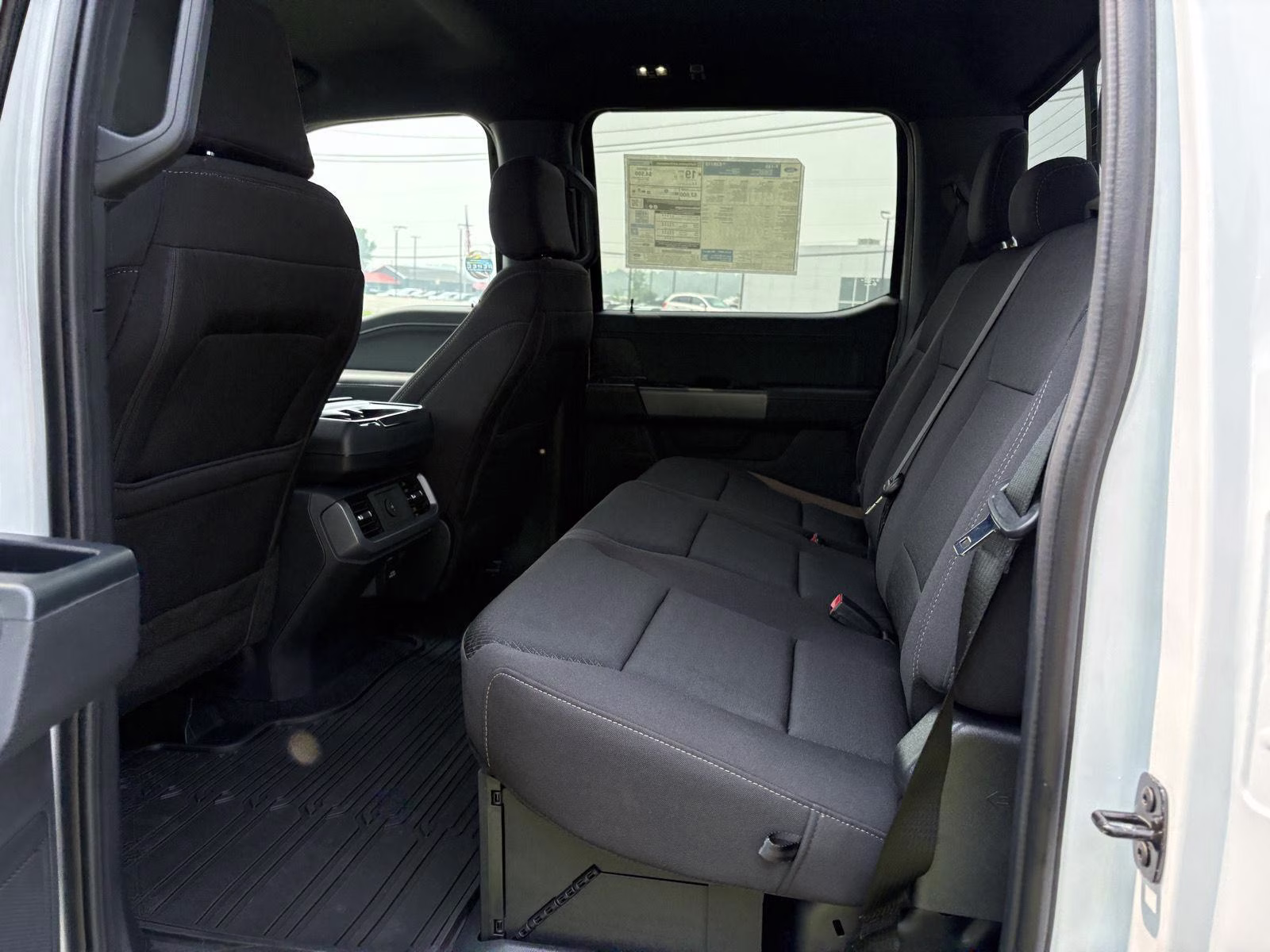 2026 Oxford White Ford F-150 XLT 4X4 Truck