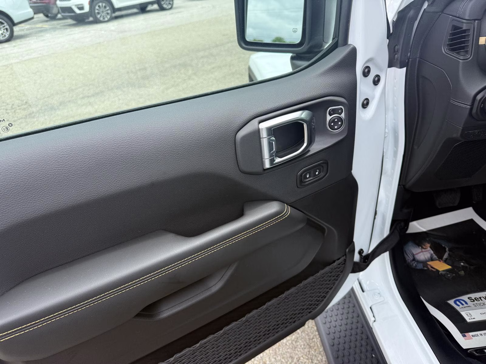 2026 Bright White Clearcoat Jeep Wrangler Sahara 4X4 4-door