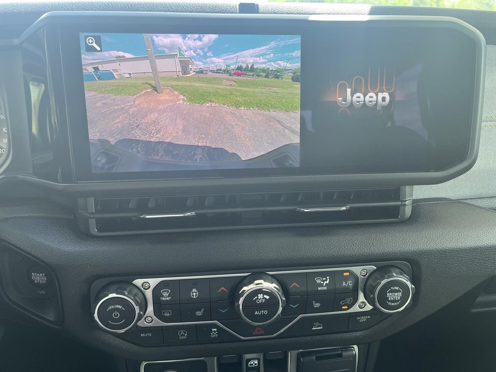 2026 Hydro Blue Pearlcoat Jeep Gladiator Willys 4X4 Truck