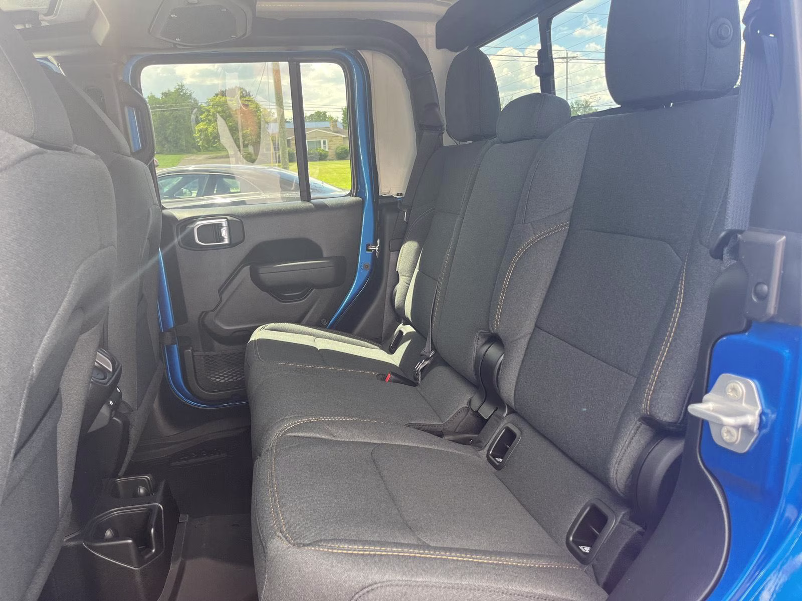 2026 Hydro Blue Pearlcoat Jeep Gladiator Willys 4X4 Truck
