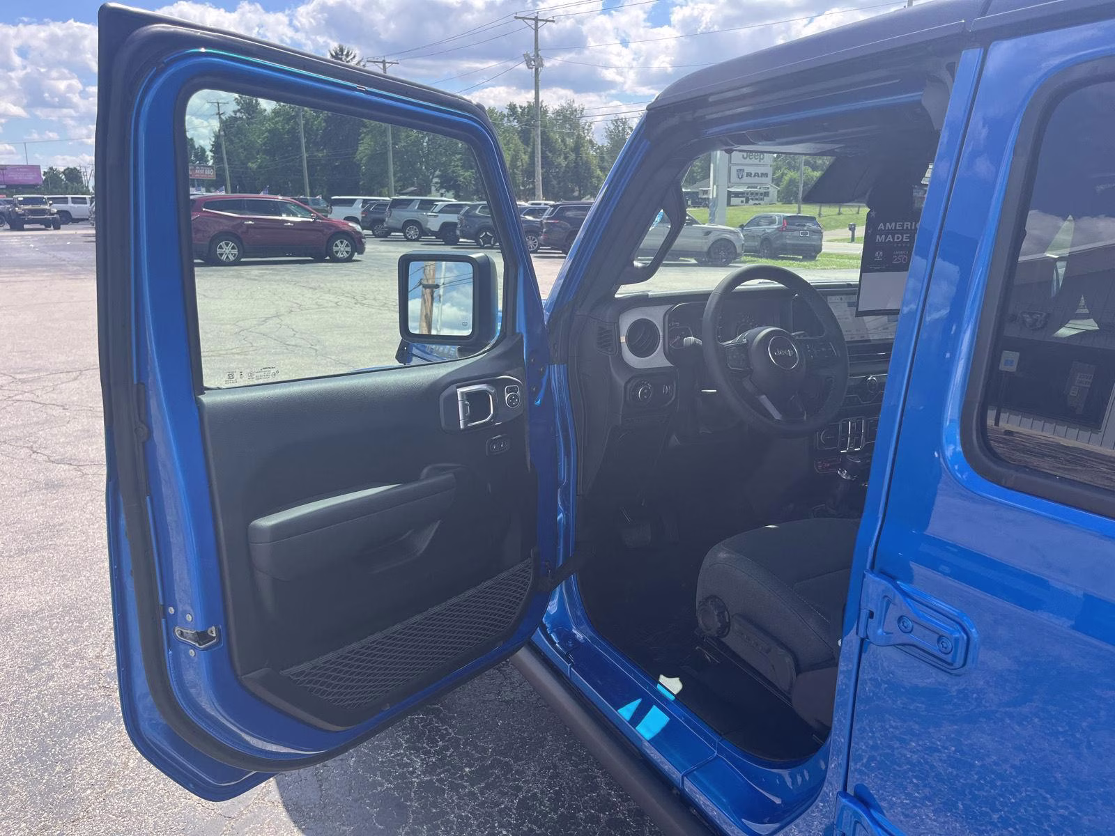 2026 Hydro Blue Pearlcoat Jeep Gladiator Willys 4X4 Truck