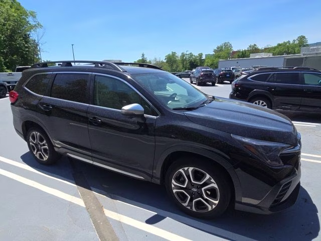 2023 Crystal Black Silica Subaru Ascent Limited AWD SUV