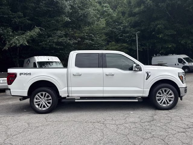 2025 White Metallic Ford F-150 LARIAT 4X4 Truck