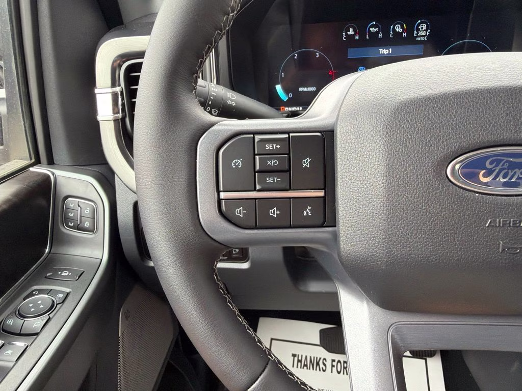 2026 Gray Metallic Ford Super Duty F-350 SRW Lariat 4X4 Truck