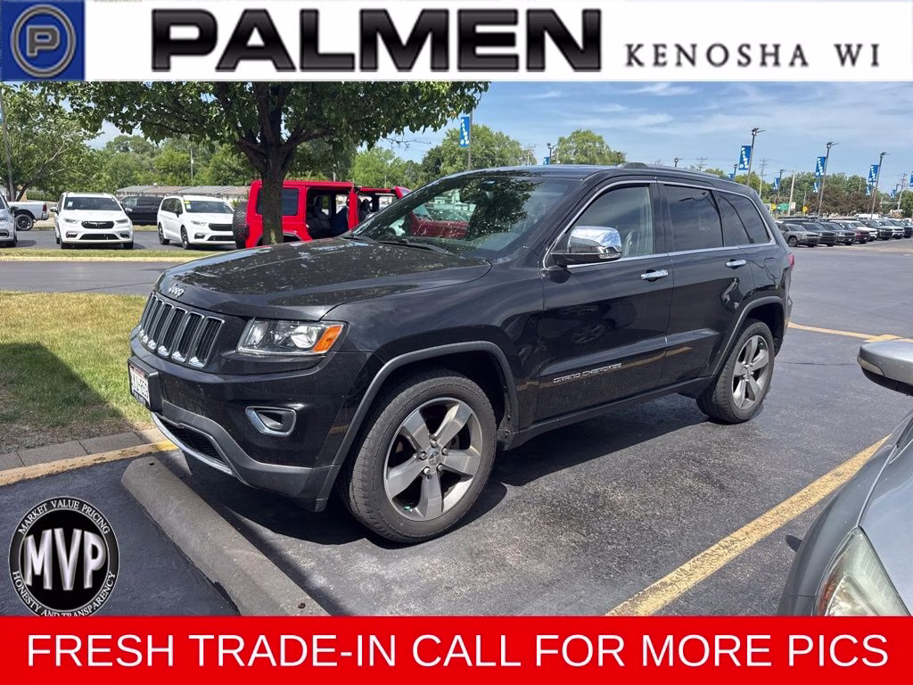 2014 Brilliant Black Crystal Pearlcoat Jeep Grand Cherokee Limited 4X4 SUV