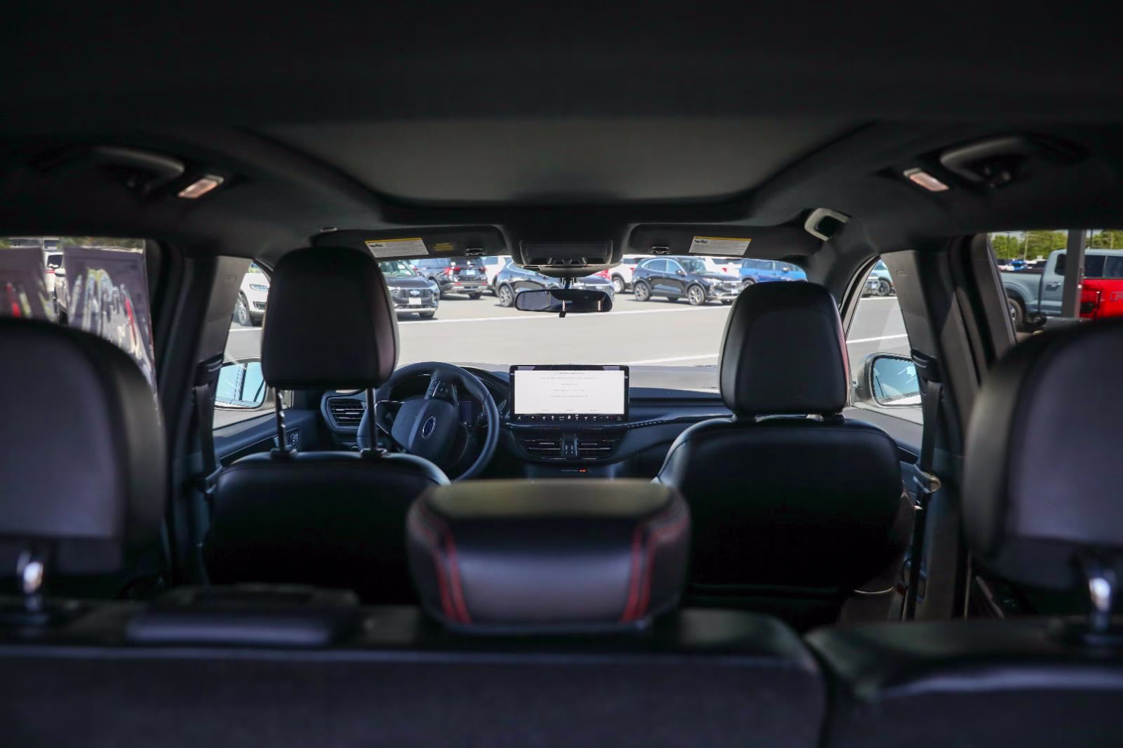 2024 Star White Metallic Tri-Coat Ford Escape ST-Line AWD SUV