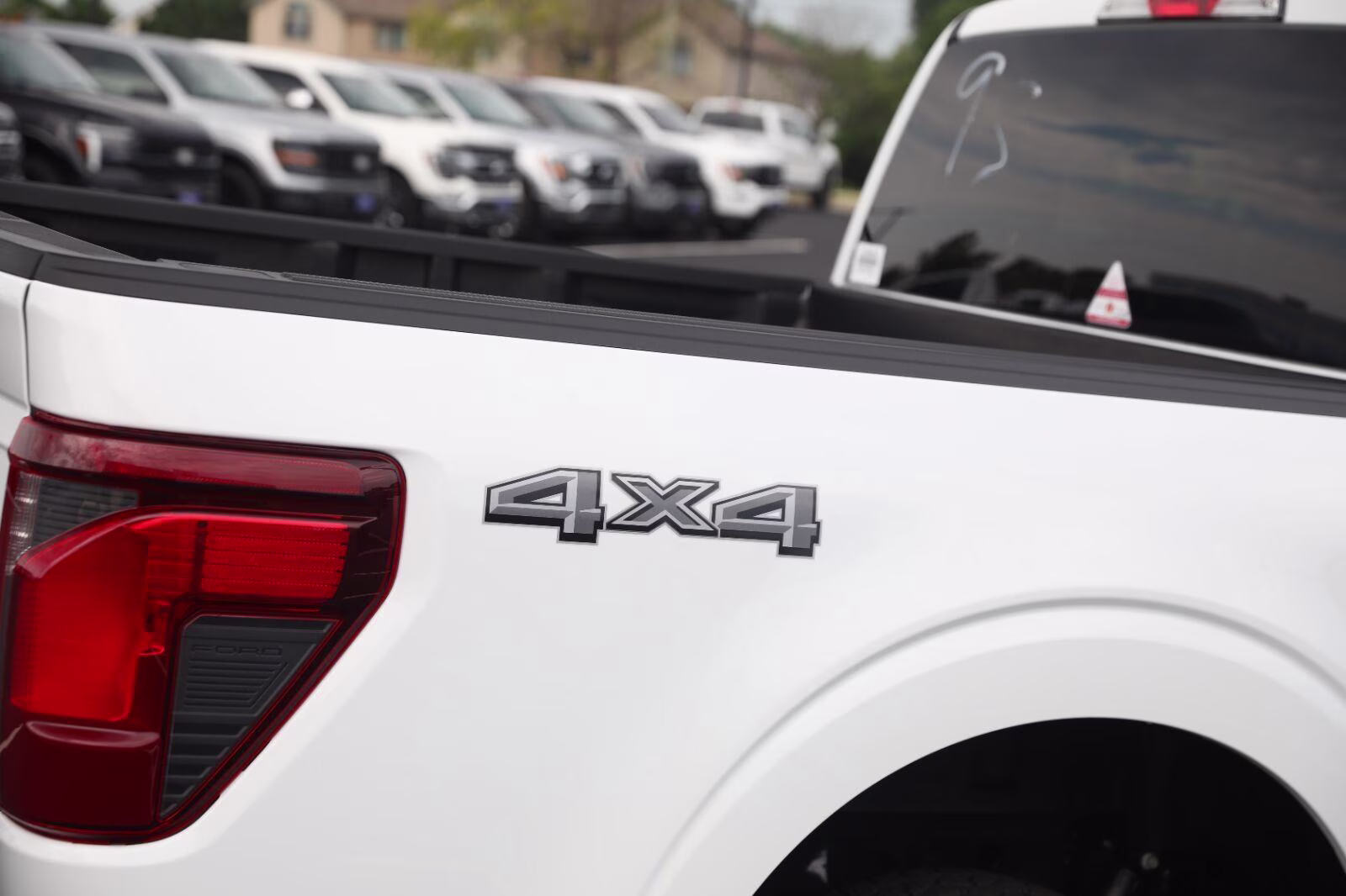 2026 Oxford White Ford F-150 XLT 4X4 Truck
