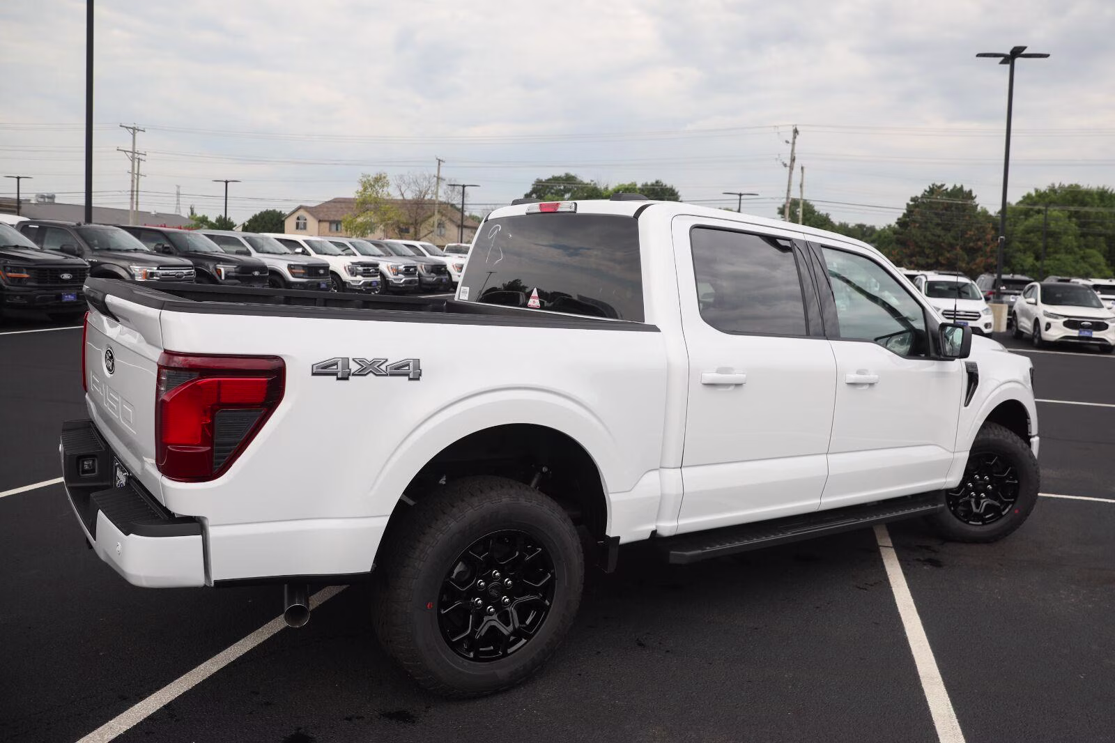2026 Oxford White Ford F-150 XLT 4X4 Truck