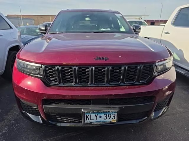 2023 Velvet Red Pearlcoat Jeep Grand Cherokee L Altitude 4X4 SUV