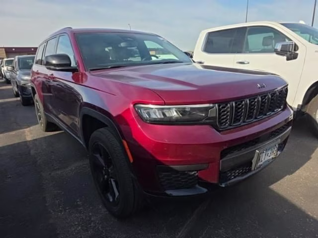 2023 Velvet Red Pearlcoat Jeep Grand Cherokee L Altitude 4X4 SUV